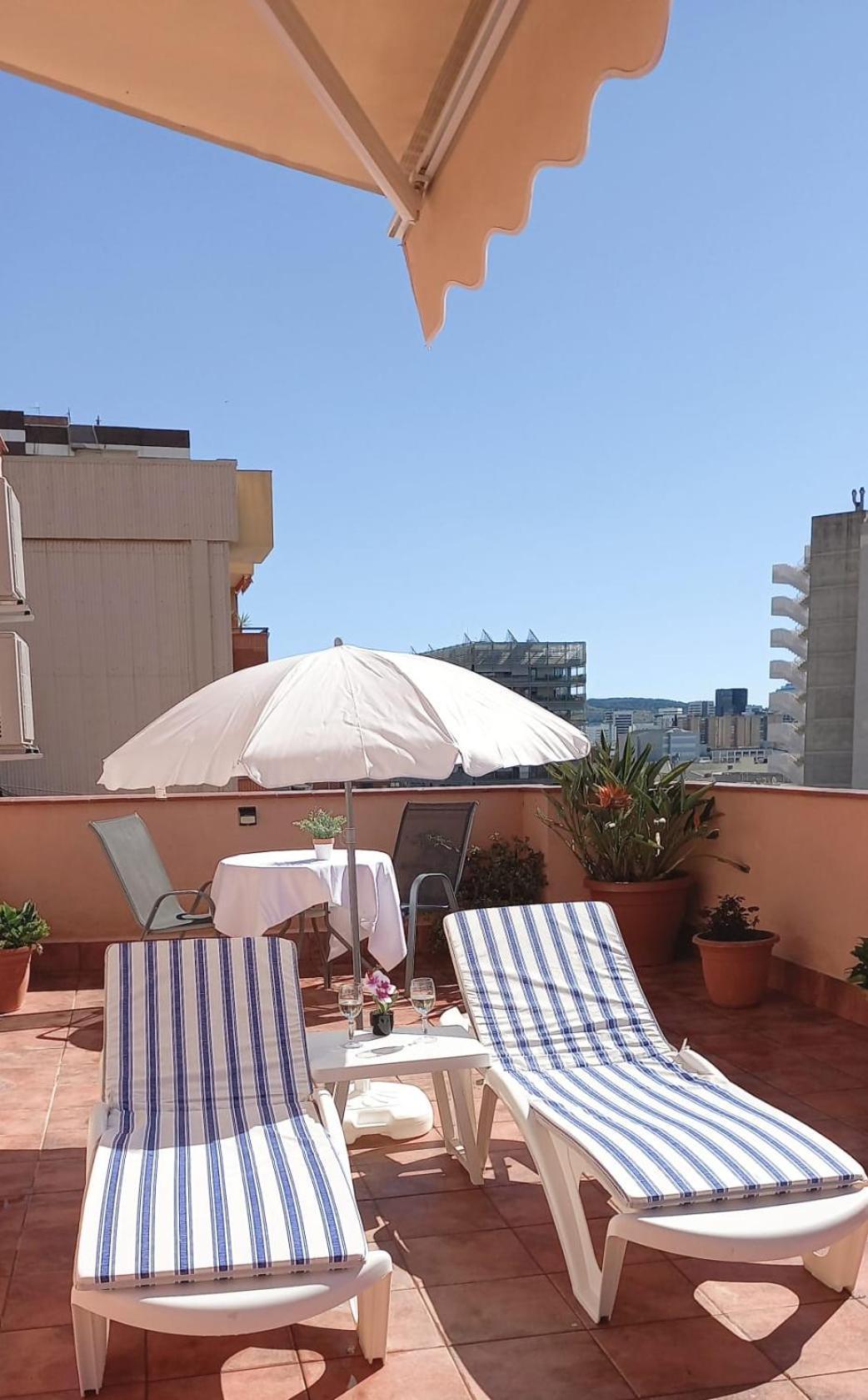 Ferienwohnung Cozy And Sunny Penthouse Fira Bcn L’Hospitalet de Llobregat Exterior foto